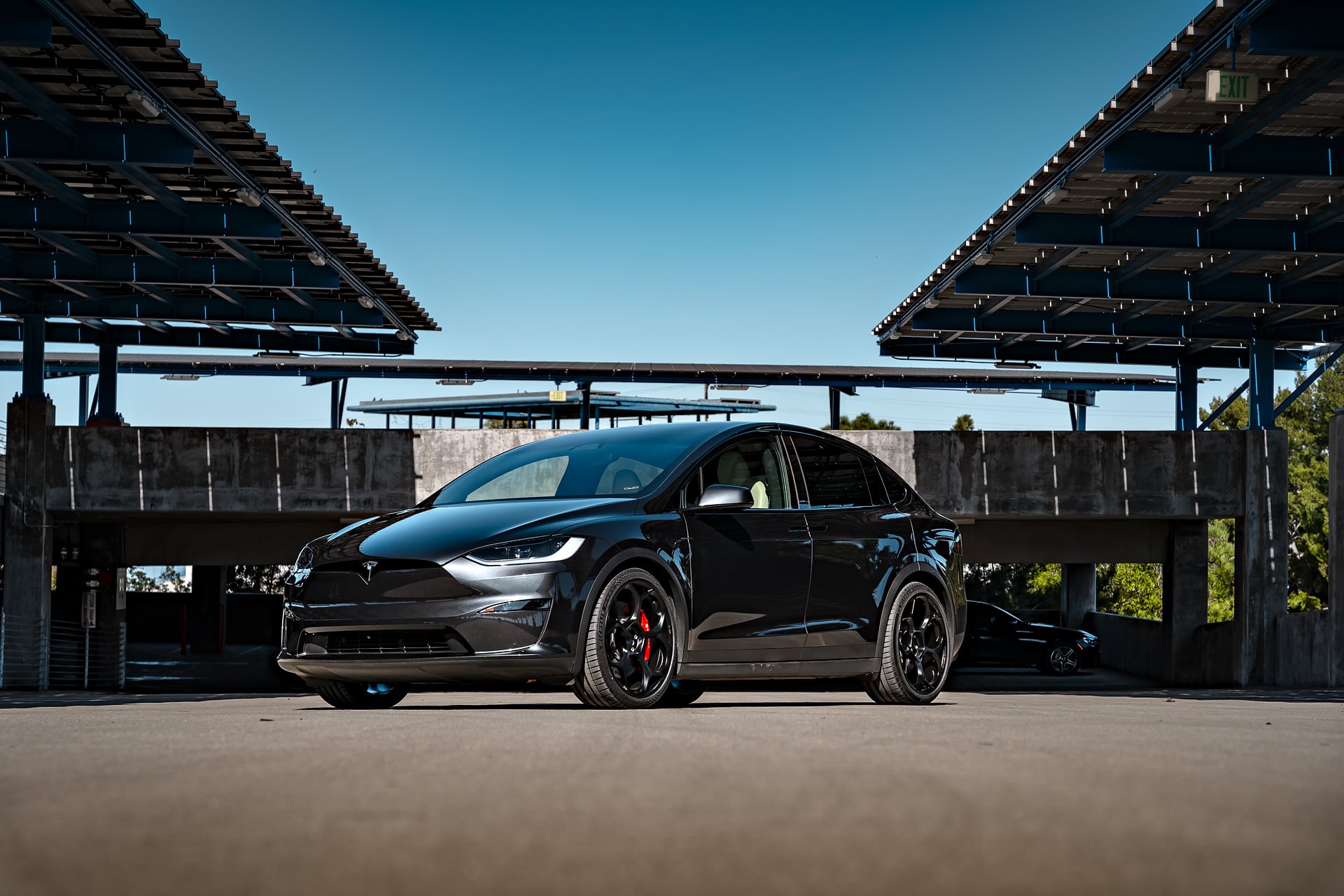 Stealth Grey Tesla Model X with 22-Inch UP Forged UP-05 in Satin Black